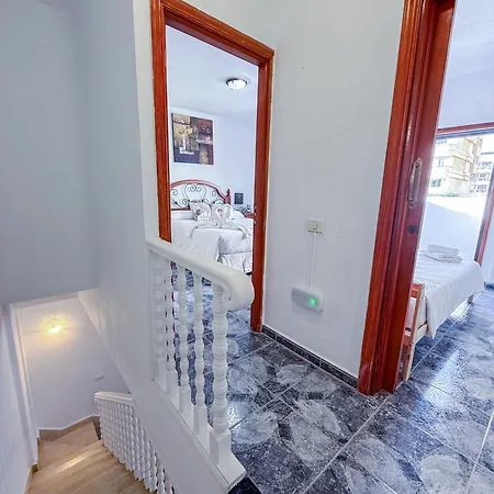 El Delfin Playa de las Américas