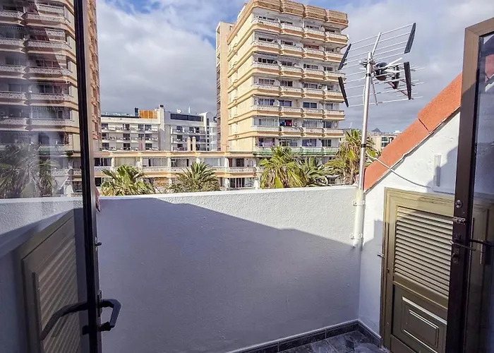 El Delfin * Playa de las Americas (Tenerife)